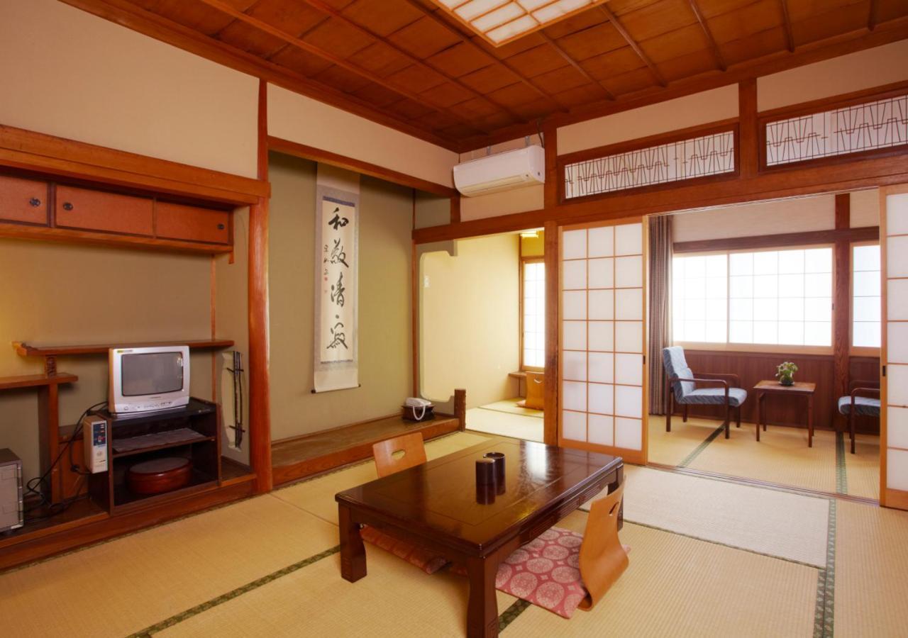 Unzen Iwaki Ryokan Exterior foto
